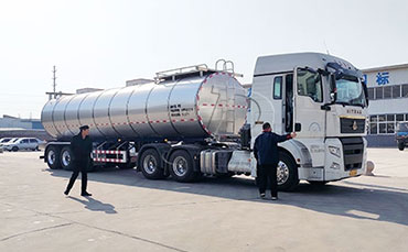 新東機(jī)械與澳洲客戶成功簽訂鮮奶運(yùn)輸車合作協(xié)議